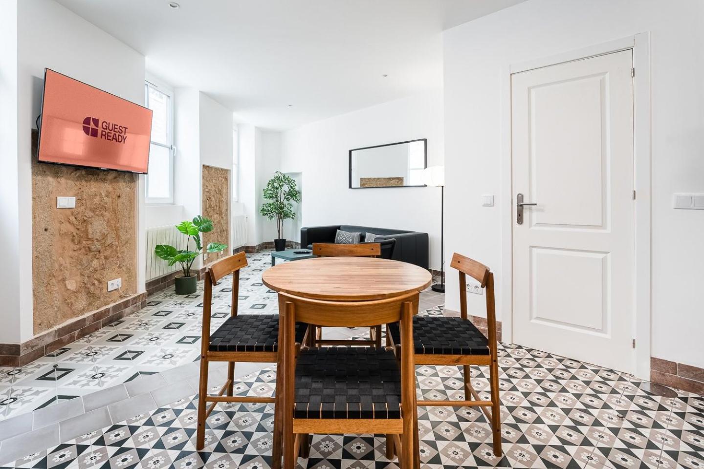 Guestready - Serene Hideout In Downtown Porto Exterior foto